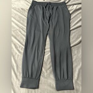 All in Motion draw string Joggers
Size Medium